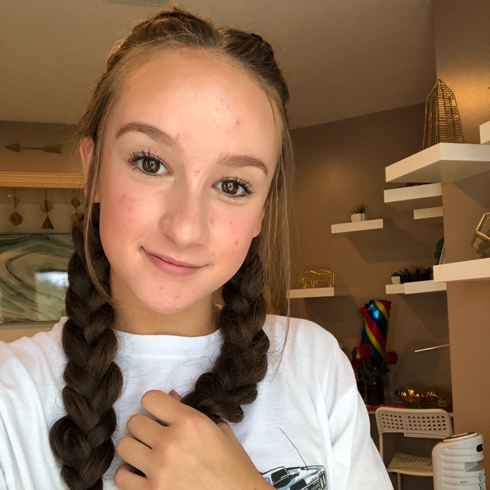 Meet your Posher, Britt